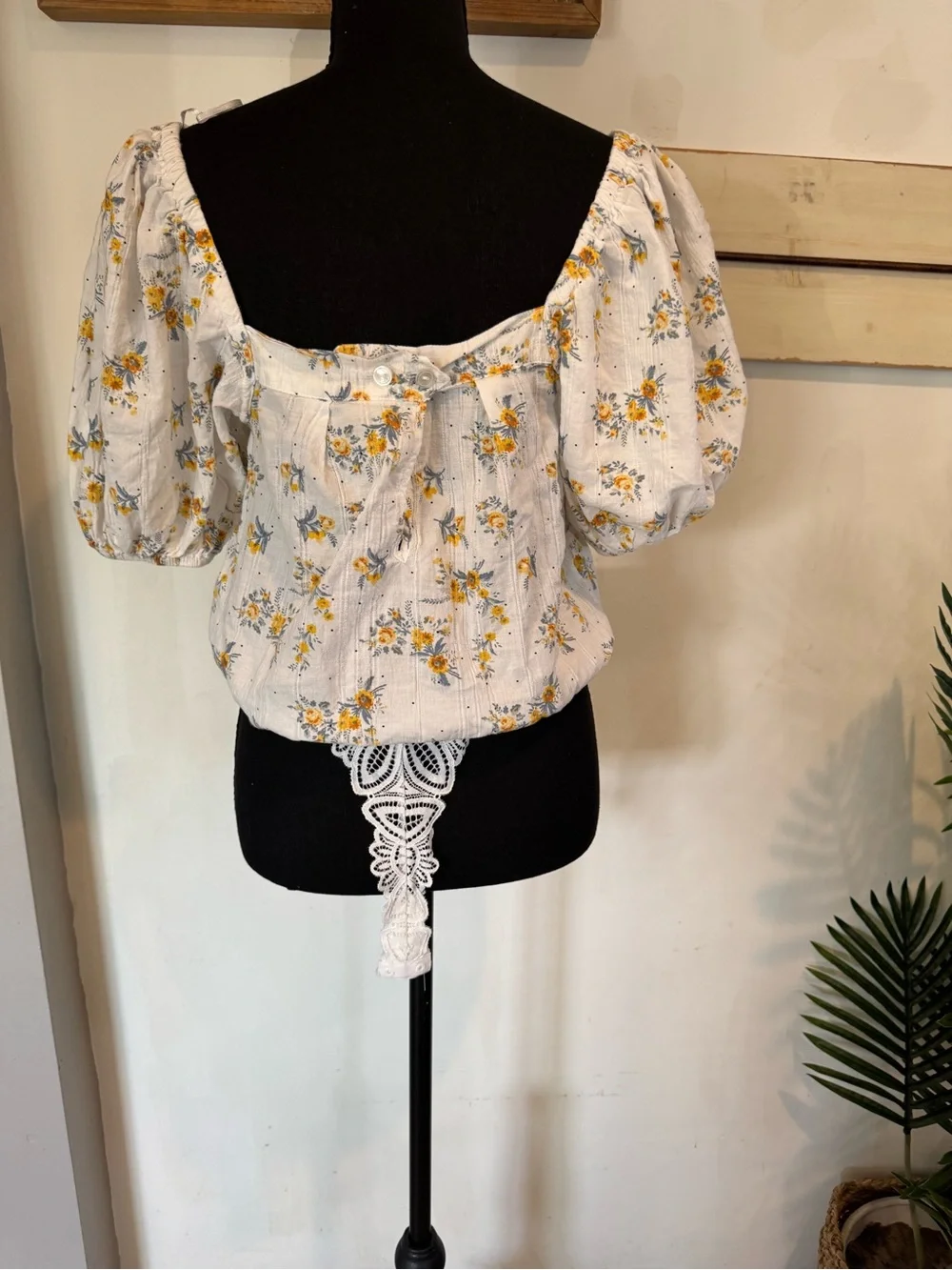 Free People White Off-Shoulder Floral Puff-Sleeve Top